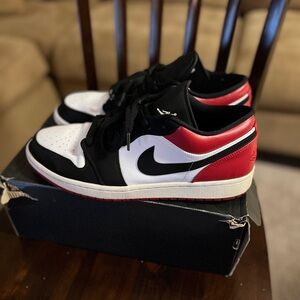 Air Jordan 1 Low - Size 13